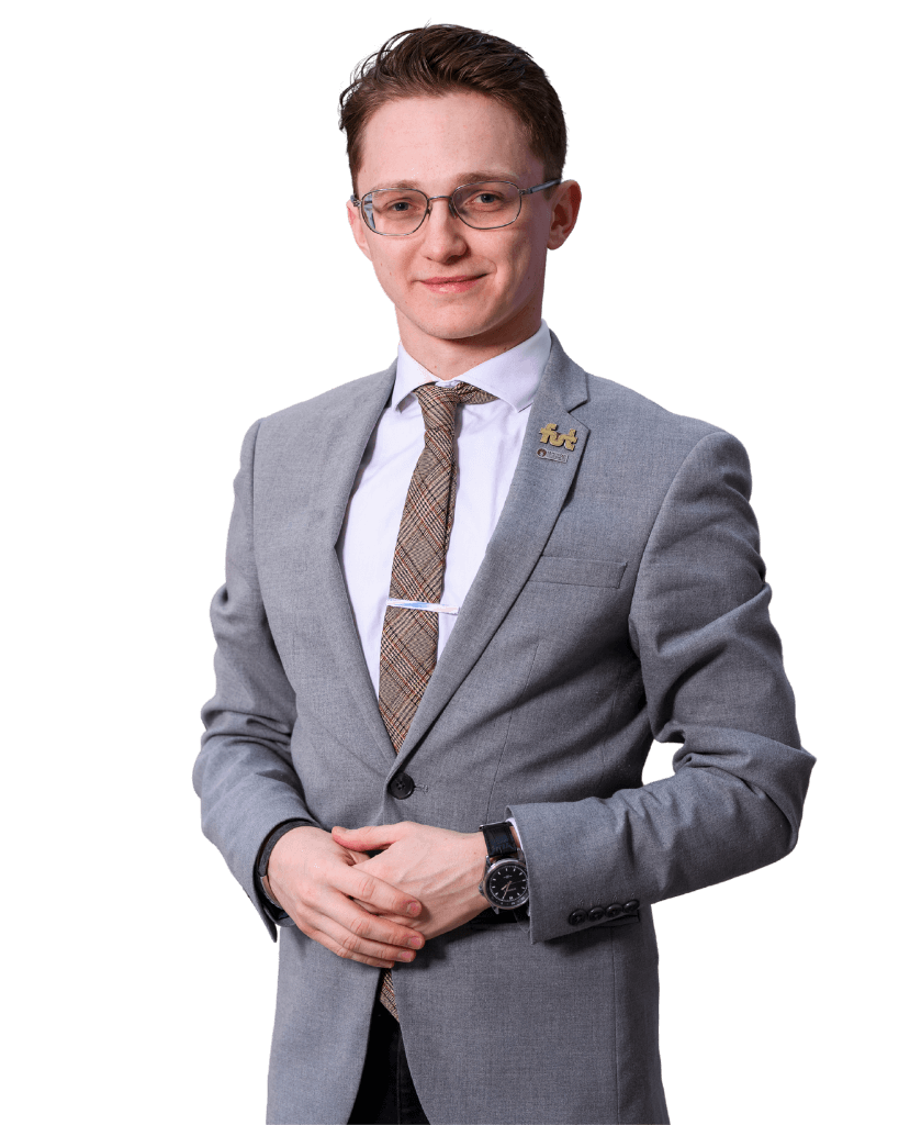 lesniak-819x1024px Adam_Lesniak